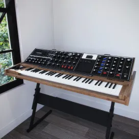 Synthesizer Minimoog Voyager XL